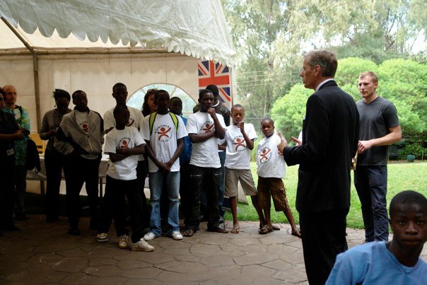 UK High Commissioner Rob Macaire (right) British artist David Fulford (left) with the street children during the launch.